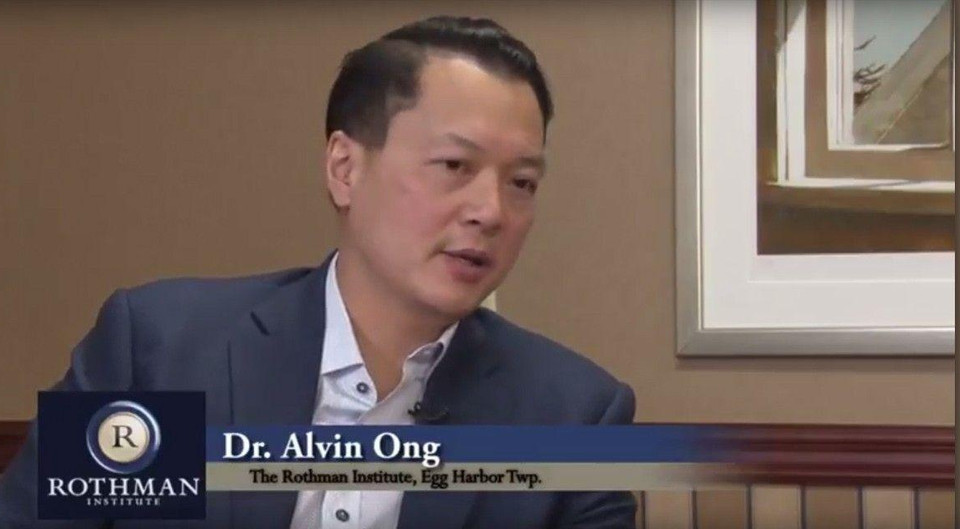Dr. Ong and Robin Stoloff discuss options for hip pain