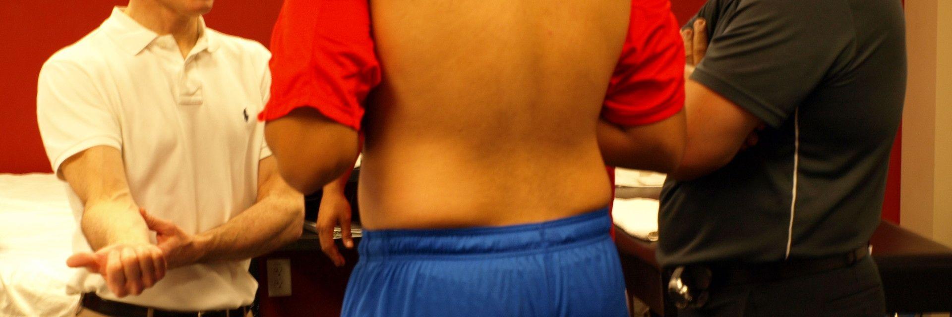 The World of a Phillies Doctor: Delivering Good News on an Elbow Injury