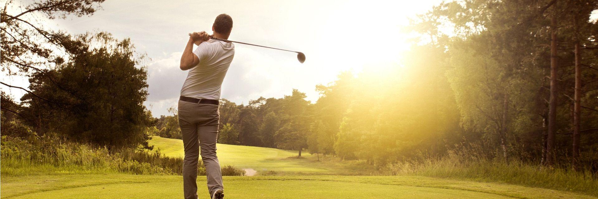 How to Treat a Rotator Cuff Injury from Golfing